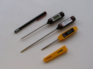 Електронни термометри за течности